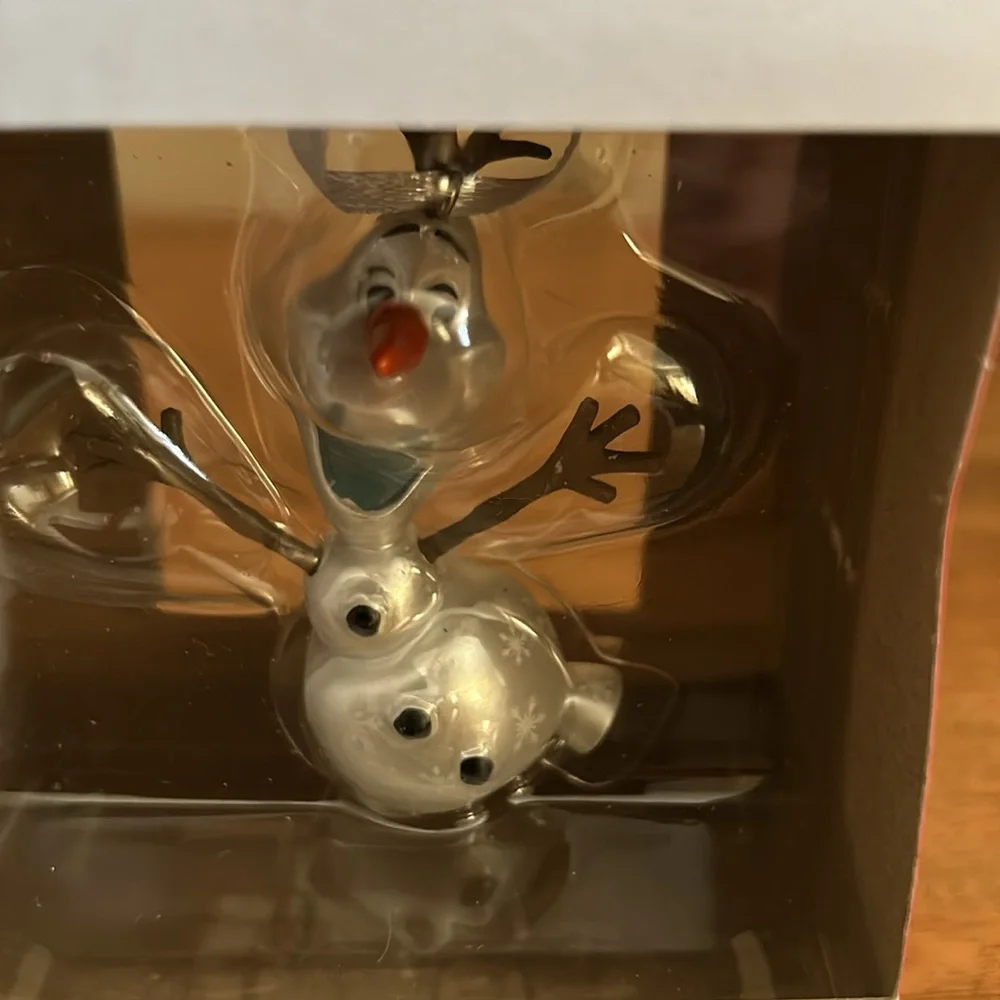 OlafHallmark Ornament
